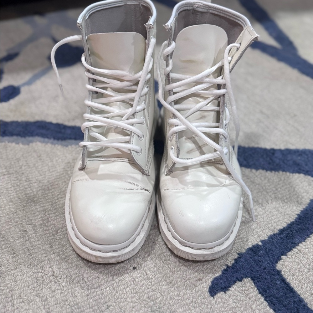 Dr. Marten - Picture 3 of 10